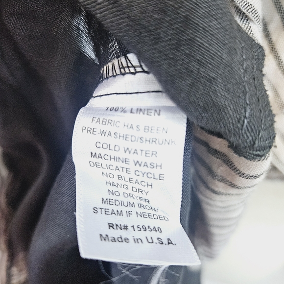 Lisa Bayne Stanza 100% Linen Blouse size Medium - Picture 9 of 9